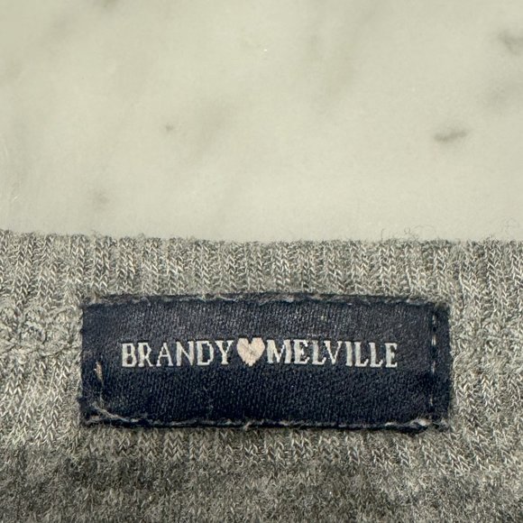 Brandy Melville Long Sleeve Stretchy Top - One Size - Picture 2 of 3